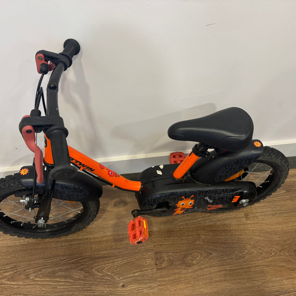 
                  
                    B-twin B-twin 14” bike
                  
                