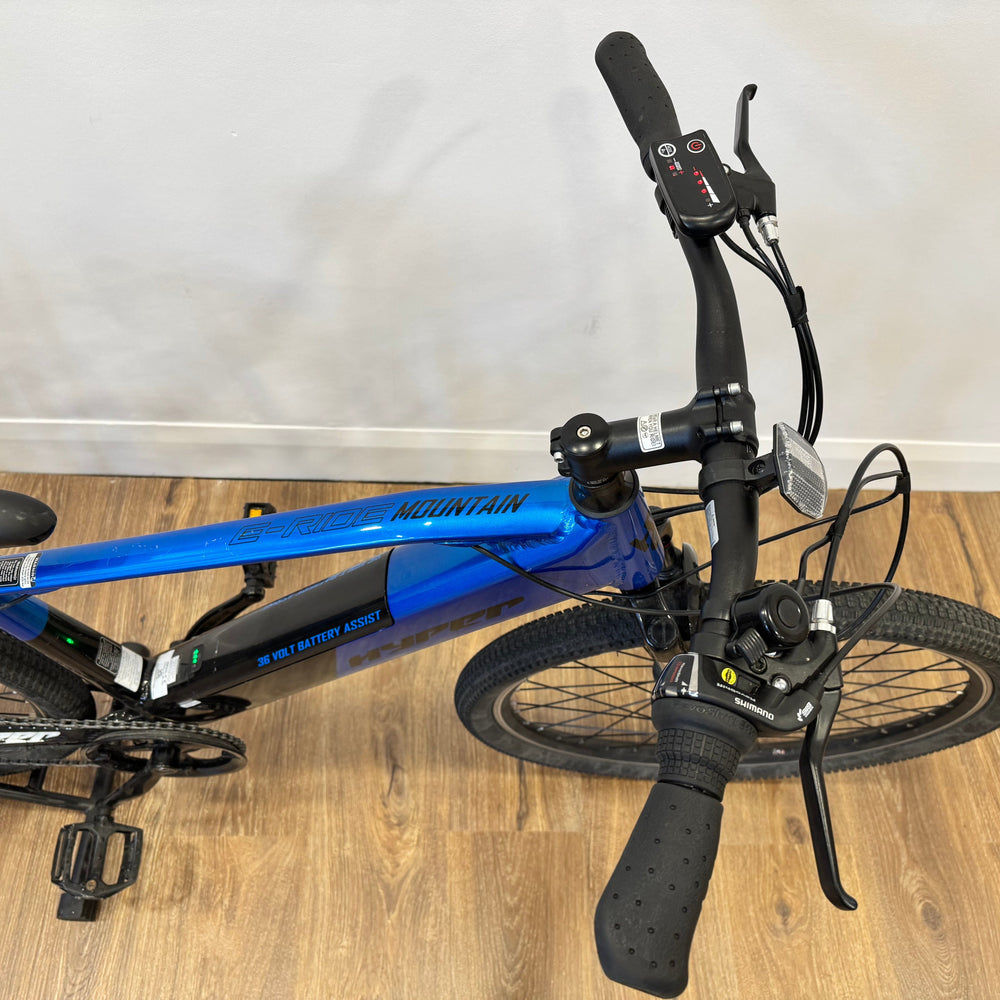 
                  
                    Hyper Blue Hyper e-ride MTB
                  
                