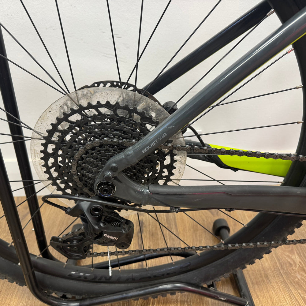 
                  
                    Trek Trek Powerfly 5
                  
                